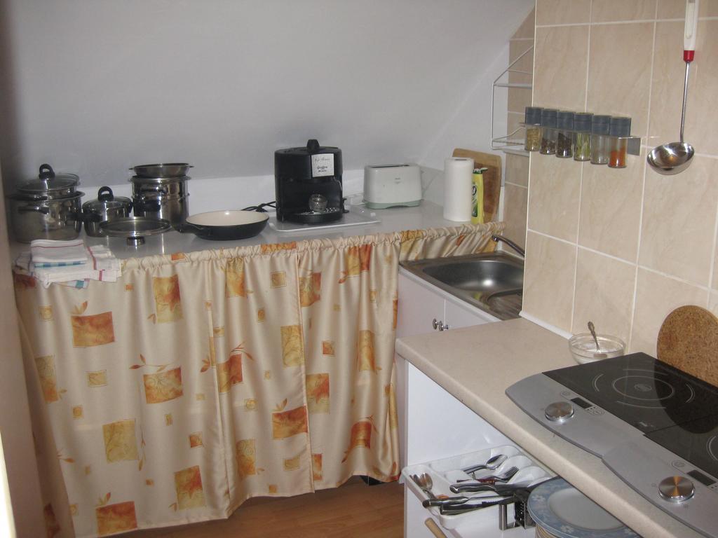 Pokoje Goscinne Pod Palmami Busko-Zdrój Extérieur photo